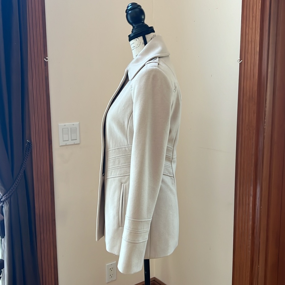 Kenneth Cole New York Like New Women’s Peacoat – Size 4 - Picture 4 of 11